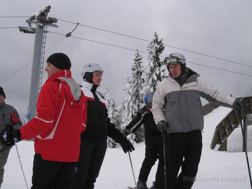 2010_01_30 Skifahren mit der Stadtkapelle (19)